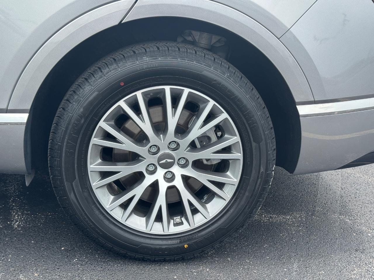 Used 2024 Genesis GV80 2.5T AWD/4WD image 8