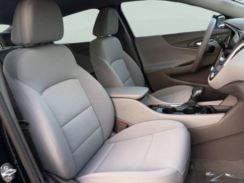 Used 2024 Chevrolet Malibu LS FWD image 20