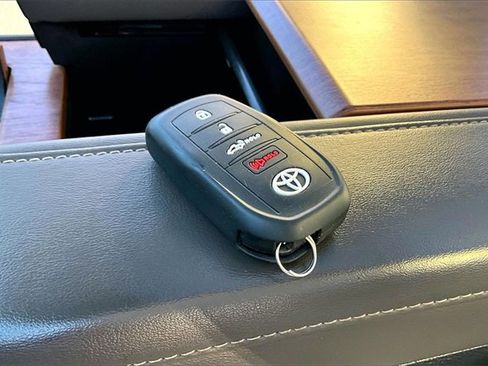 Used 2023 Toyota Tundra 1794 Edition image 36