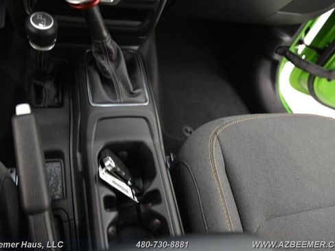 Used 2025 Jeep Wrangler Sport AWD/4WD image 29