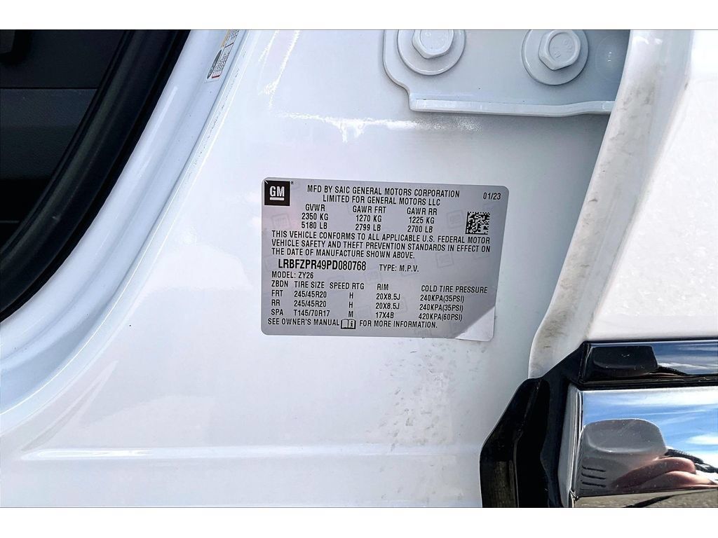 Used 2023 Buick Envision Essence w/ Technology Package I AWD/4WD image 19