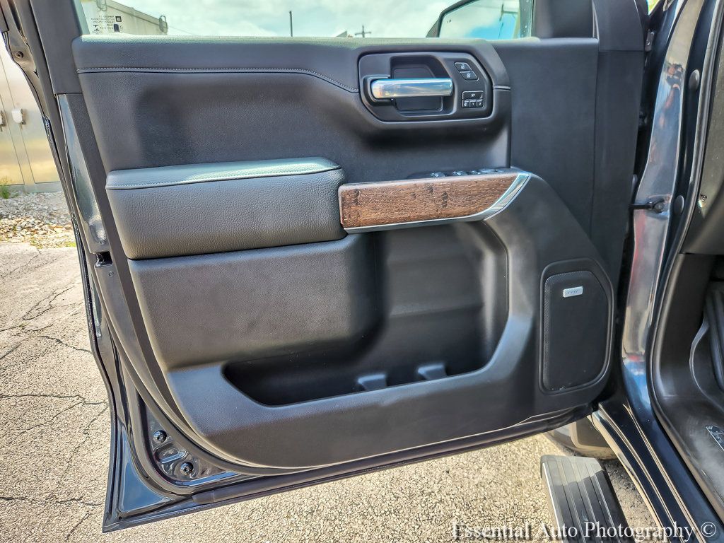 Used 2021 GMC Sierra 1500 Denali w/ Denali Ultimate Package AWD/4WD image 17