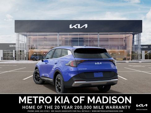 New 2026 Kia Sportage EX AWD/4WD image 4