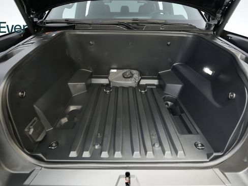 Used 2024 Chevrolet Silverado EV RST image 17