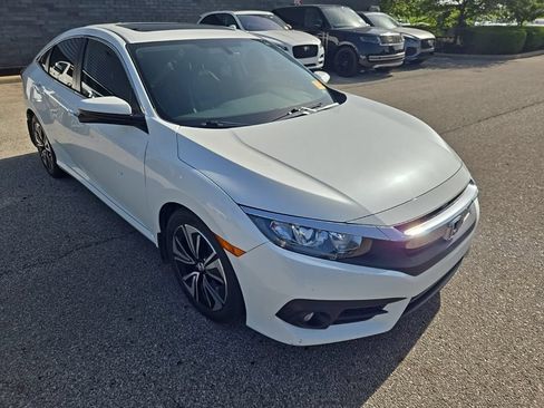 Used 2018 Honda Civic EX-L image 3