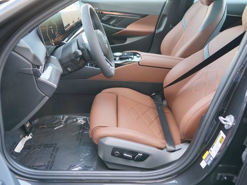 New 2026 BMW i5 eDrive40 w/ M Sport Package image 10