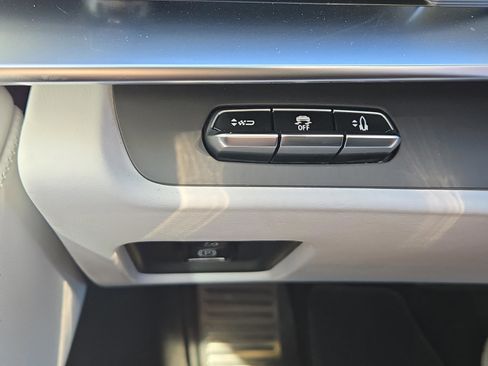 New 2026 Chevrolet Corvette Stingray Premium Cpe w/ 3LT image 16