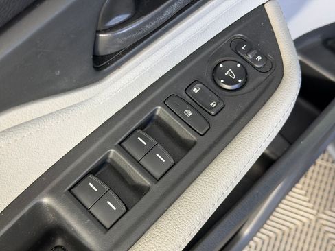 Used 2018 Honda Odyssey EX-L image 19