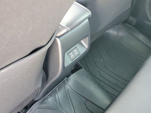 Used 2025 Toyota Corolla SE FWD image 11