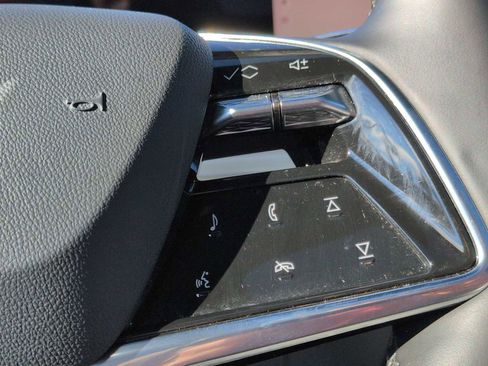 Used 2024 Cadillac Lyriq Luxury w/ LPO, Floor Liner Package image 27