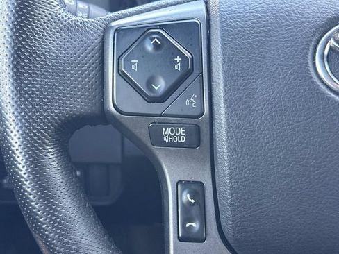 Used 2023 Toyota Tacoma TRD Off-Road w/ Technology Package AWD/4WD image 21