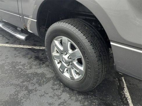 Used 2013 Ford F150 XLT w/ XLT Chrome Pkg image 10