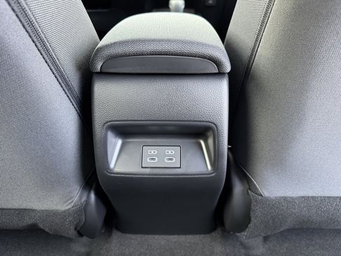 New 2026 Toyota Corolla SE image 7