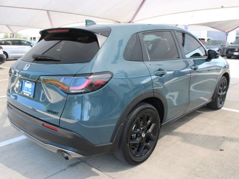 Used 2025 Honda HR-V Sport image 6