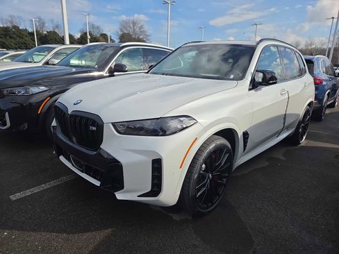 New 2026 BMW X5 M60i image 8