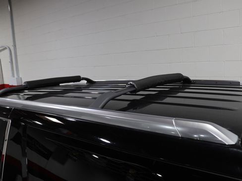 Used 2016 Cadillac Escalade ESV Luxury image 27