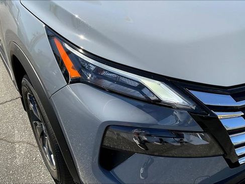 New 2026 Nissan Rogue SV w/ SV Premium Package FWD image 10