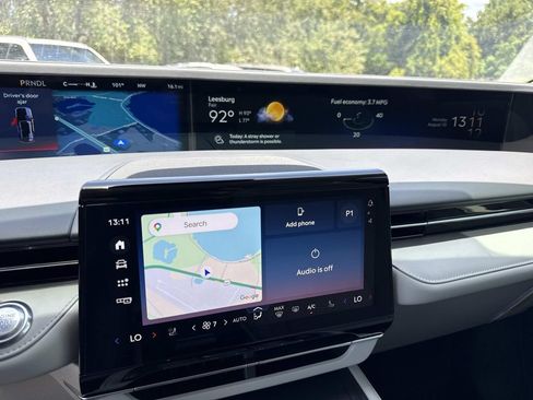 New 2026 Lincoln Nautilus Premier w/ Equipment Group 102A AWD/4WD image 23