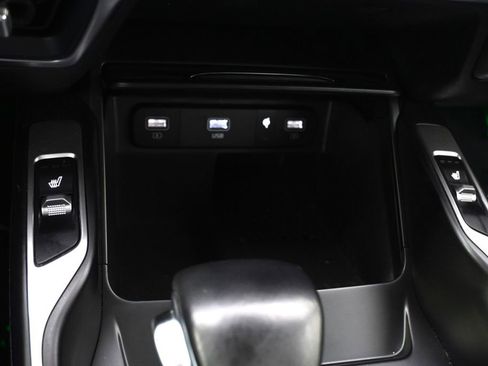 Used 2023 Kia Sorento S w/ Panoramic Sunroof Package AWD/4WD image 36