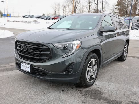 Used 2019 GMC Terrain SLT w/ Preferred Package image 3