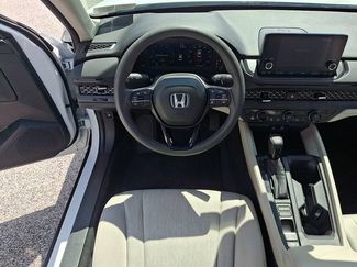 Used 2023 Honda Accord EX video 2