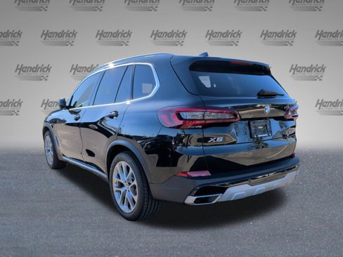 Certified 2022 BMW X5 xDrive40i w/ Executive Package image 11