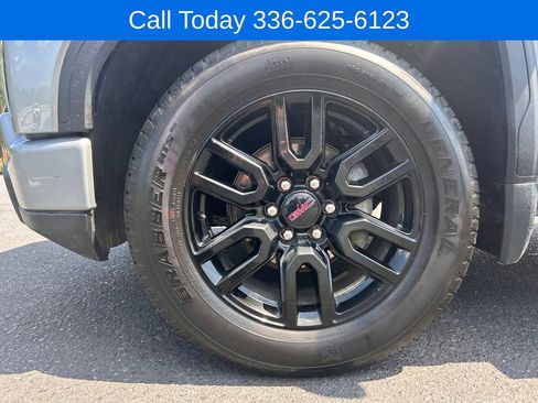 Used 2023 GMC Sierra 1500 Pro w/ Graphite Edition AWD/4WD image 10