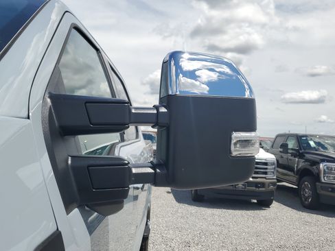 New 2026 Ford F250 Lariat w/ Lariat Ultimate Package image 5