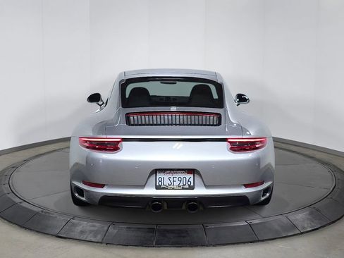 Used 2019 Porsche 911 Carrera GTS RWD image 6