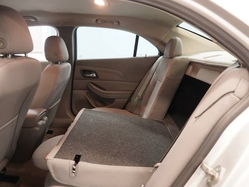Used 2013 Chevrolet Malibu LS FWD image 25