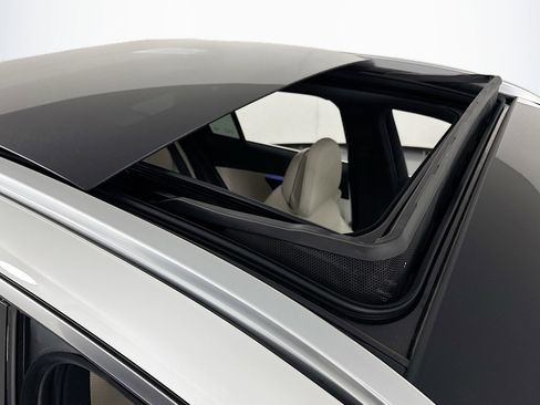 New 2026 Mercedes-Benz GLC 300 image 21