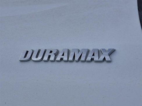 Used 2020 Chevrolet Silverado 1500 LT w/ Texas Edition image 14