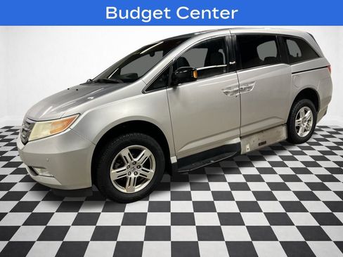 Used 2012 Honda Odyssey Touring image 4