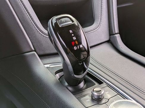 Used 2021 Cadillac XT5 Premium Luxury image 13