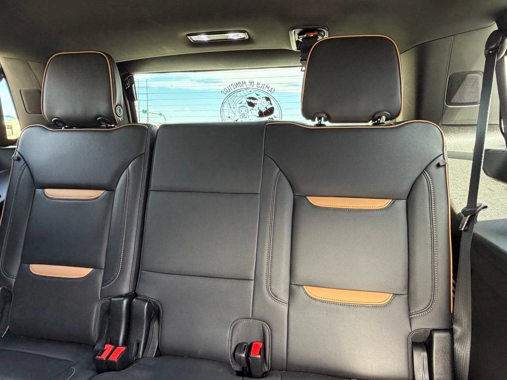 Used 2021 GMC Yukon AT4 w/ AT4 Premium Plus Package AWD/4WD image 7