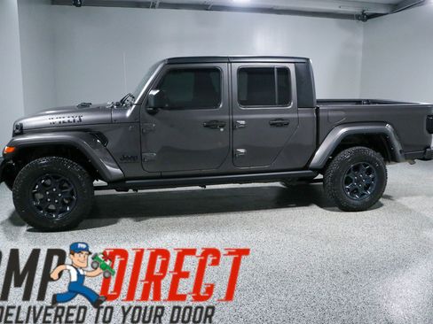 Used 2023 Jeep Gladiator Sport AWD/4WD image 10