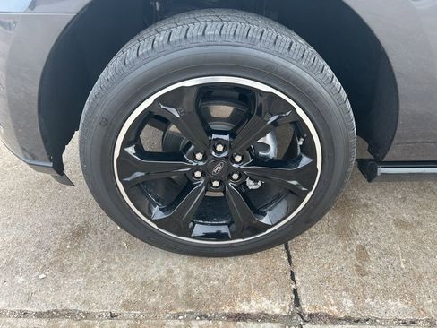 Used 2024 Ford Expedition Max Limited image 36