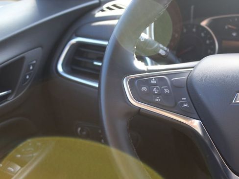 Used 2024 Chevrolet Equinox LT image 12