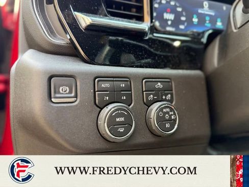 Used 2024 Chevrolet Silverado 1500 RST w/ Convenience Package II AWD/4WD image 17