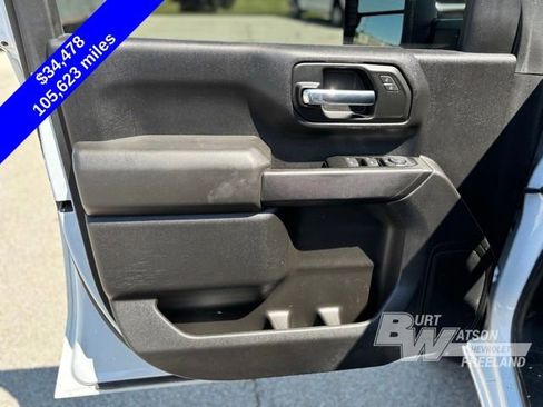 Used 2022 Chevrolet Silverado 2500 W/T w/ WT Convenience Package image 11