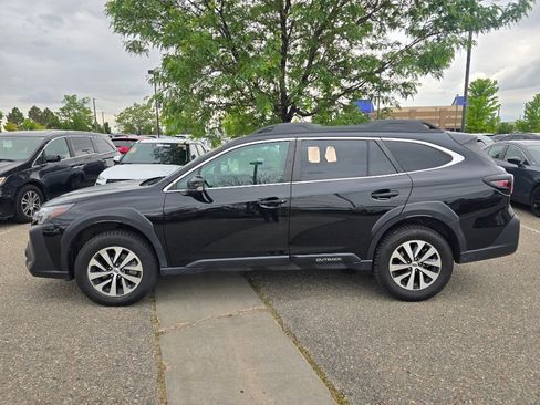 Used 2023 Subaru Outback Premium AWD/4WD image 14