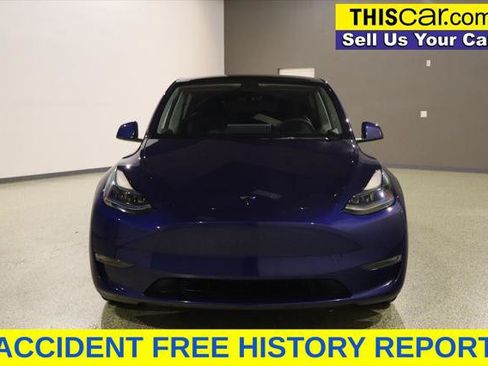 Used 2021 Tesla Model Y Performance AWD/4WD image 2