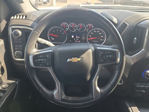 Used 2022 Chevrolet Silverado 2500 LTZ AWD/4WD image 17
