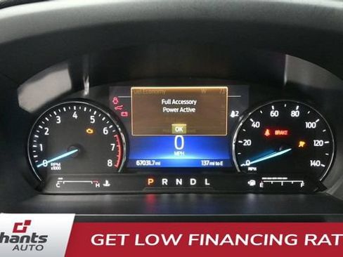 Used 2022 Ford Explorer XLT AWD/4WD image 32