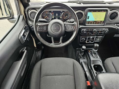 Used 2022 Jeep Wrangler Unlimited Sport w/ Sun And Sound Package image 11