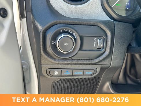 Used 2025 Jeep Wrangler Unlimited Sport S 4xe AWD/4WD image 30