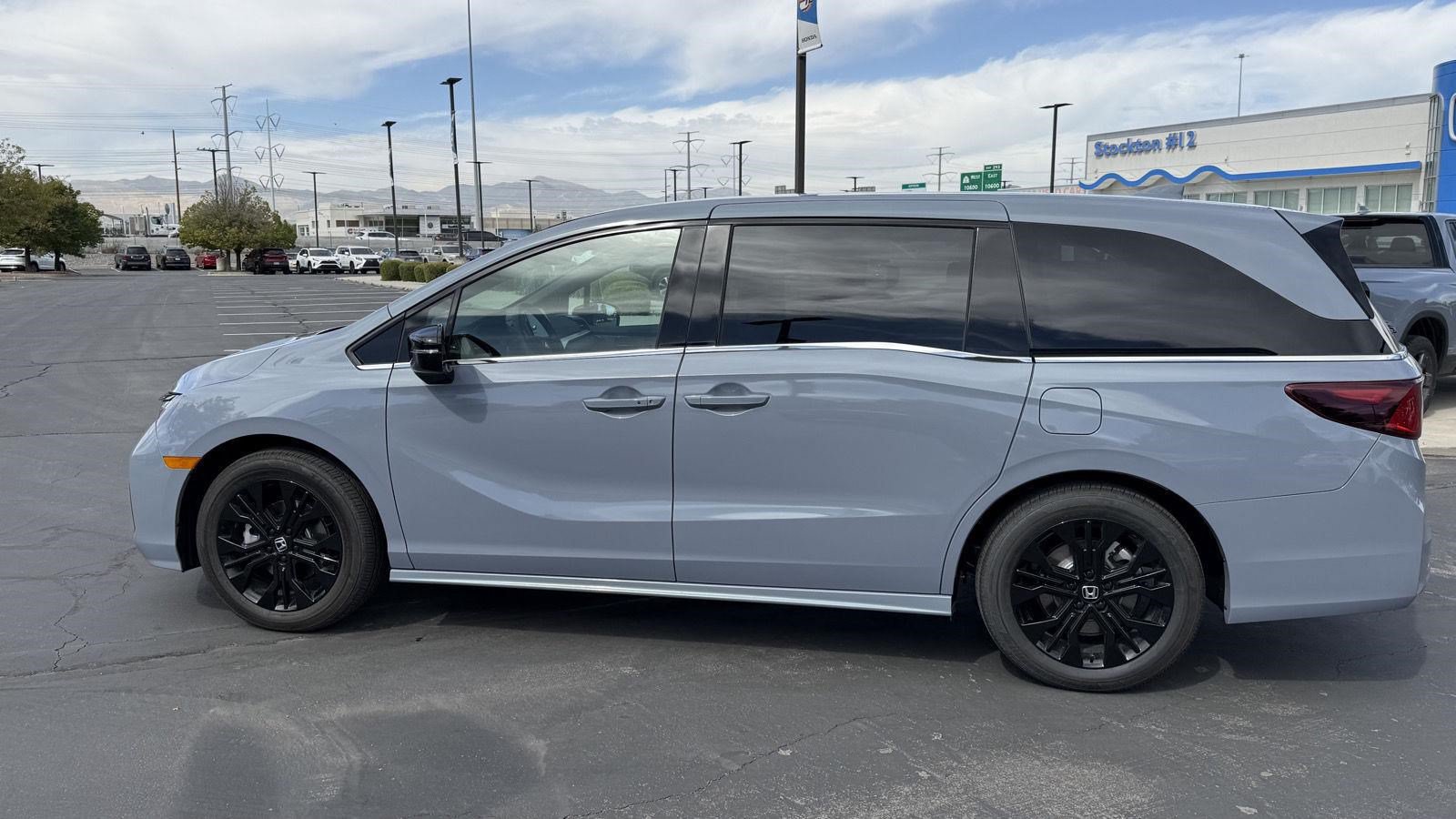 Certified 2026 Honda Odyssey Sport-L image 8