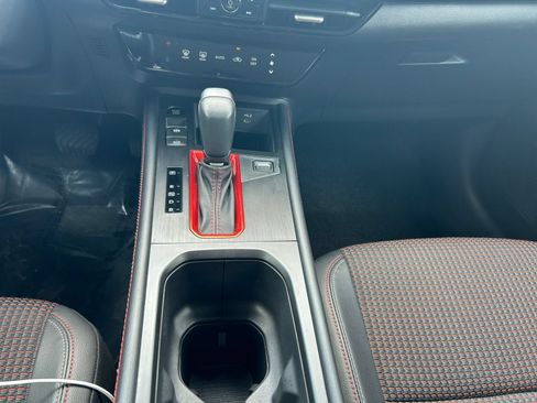 Used 2026 Nissan Kicks SR FWD image 36