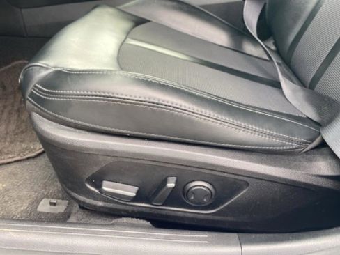 Used 2022 Kia K5 GT-Line image 16