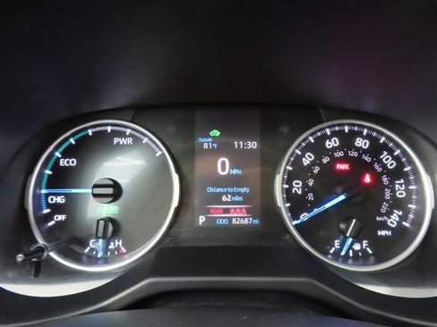 Used 2021 Toyota RAV4 LE AWD/4WD image 13